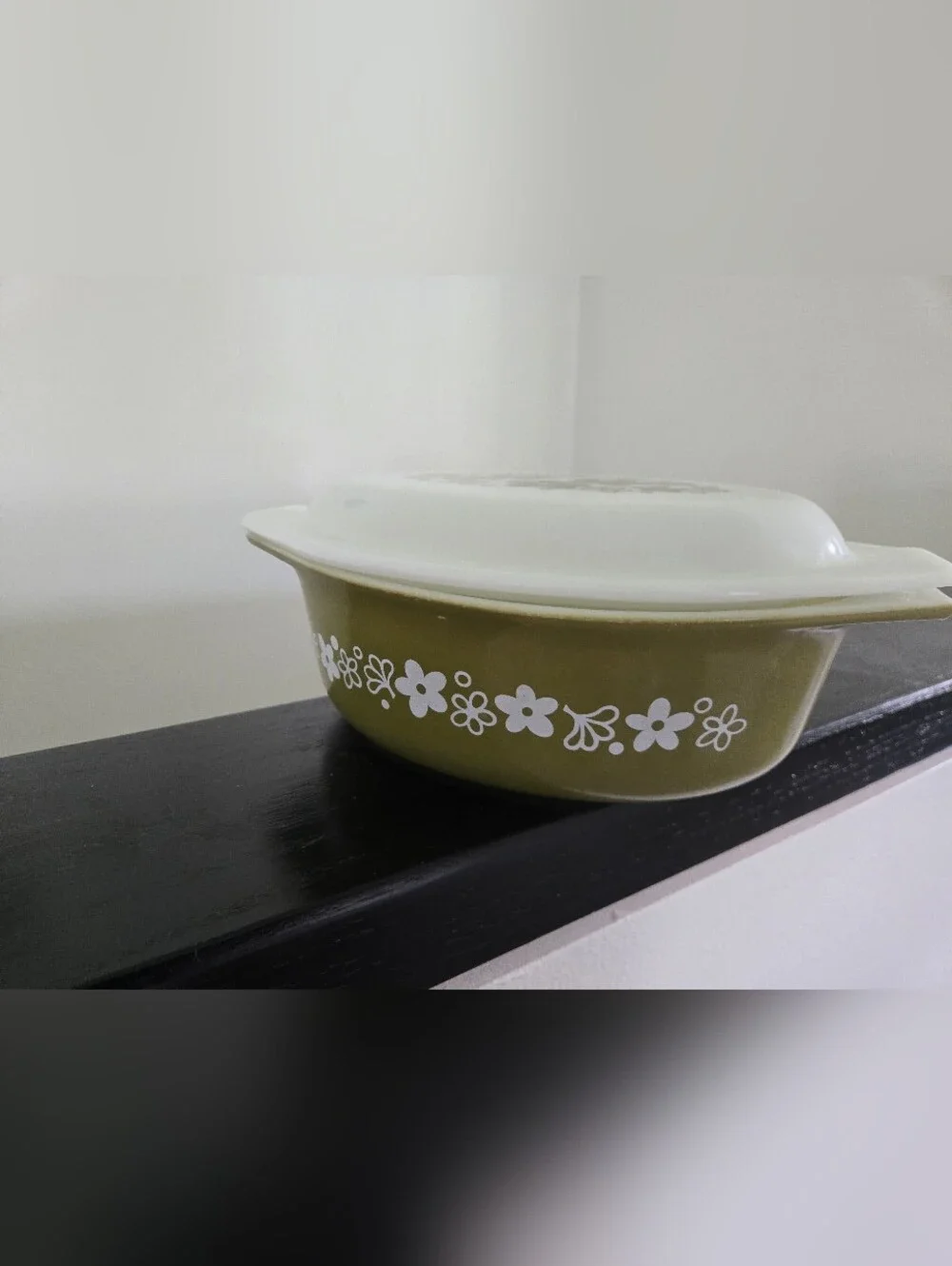 Pyrex Olive Green Butterprint Covered Casserole with White Lid Print Lid